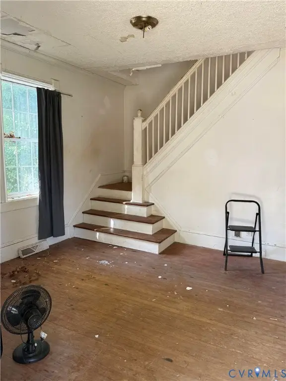 1402 12th Street, Victoria, VA 23974 - Image #2