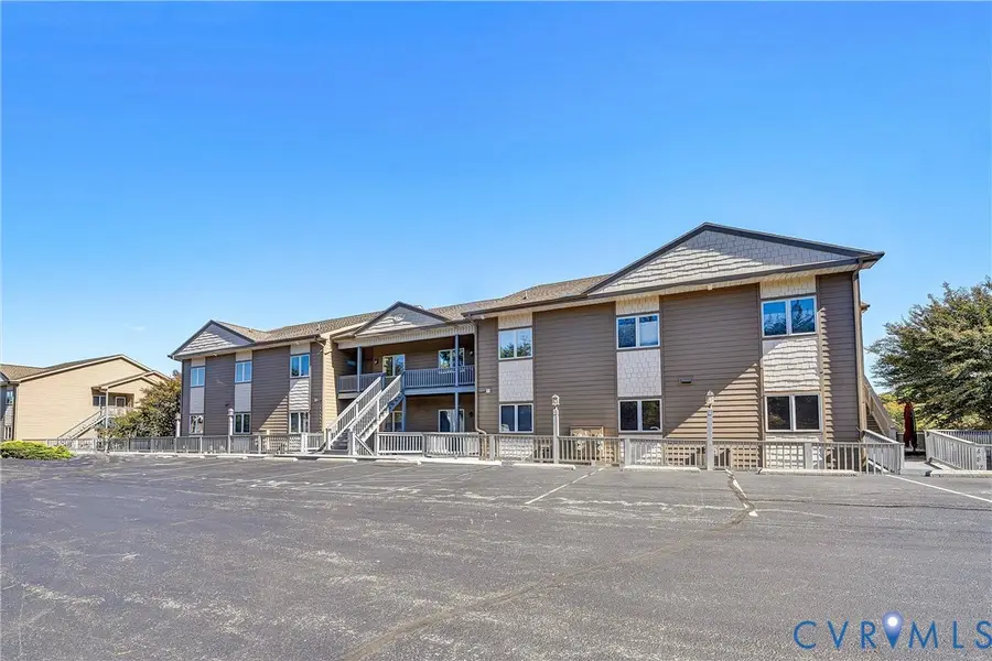 1103 Mariners Way, Huddleston, VA 24104 - Image #3