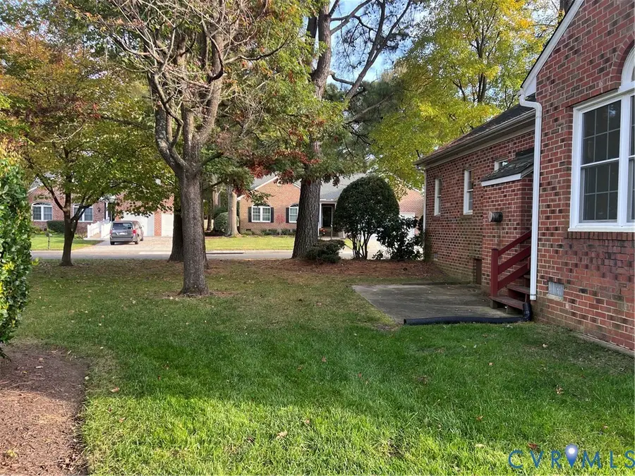 4900 Breckstone Place, Meadowbrook, VA 23234 - Image #3