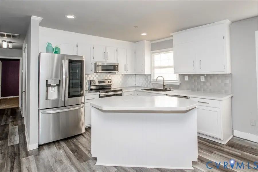 14612 Jefferson Avenue, Chester, VA 23836 - Image #2