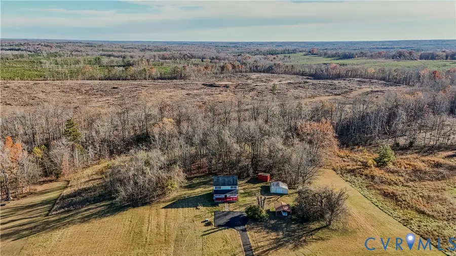 1392 Sports Lake Road, Columbia, VA 23038 - Image #3