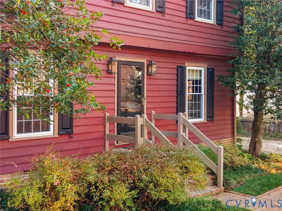 1833 Early Settlers Road, North Chesterfield, VA 23235 - Image #3