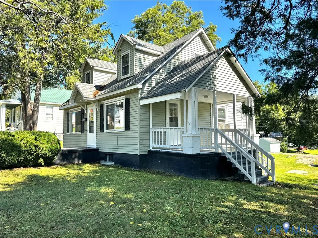 517 E Virginia Avenue, Crewe, VA 23930 - Image #1