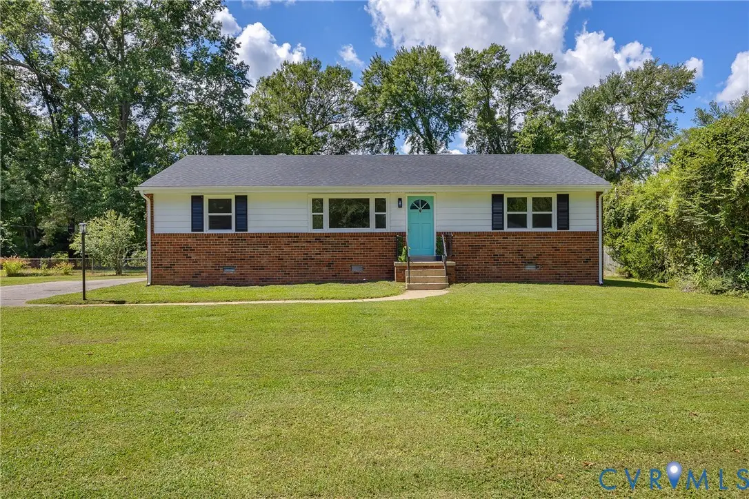 5702 W Rois Road, Chamberlayne, VA 23227 - Image #1