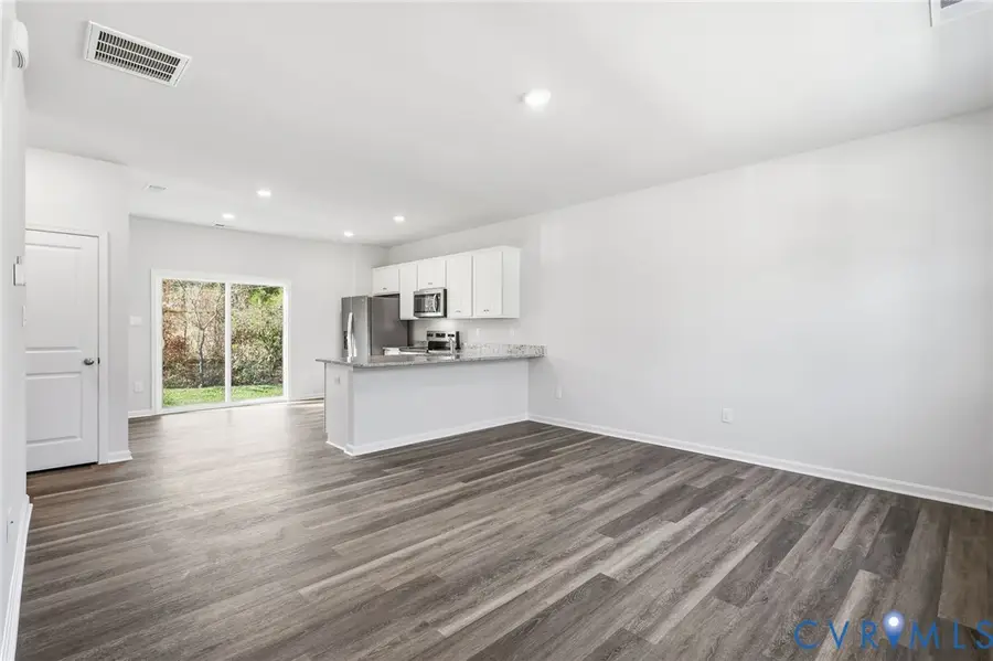 9524 Fuchsia Drive, Dale, VA 23237 - Image #2