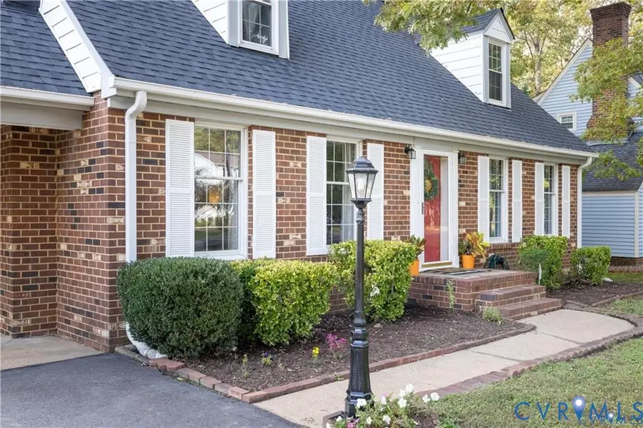 1816 Pocoshock Boulevard, North Chesterfield, VA 23235 - Image #3