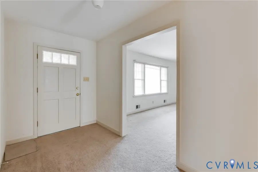 8211 Lyndale Drive, North Chesterfield, VA 23235 - Image #3