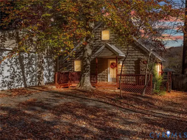 7048 Lakeshore Drive, New Kent, VA 23141