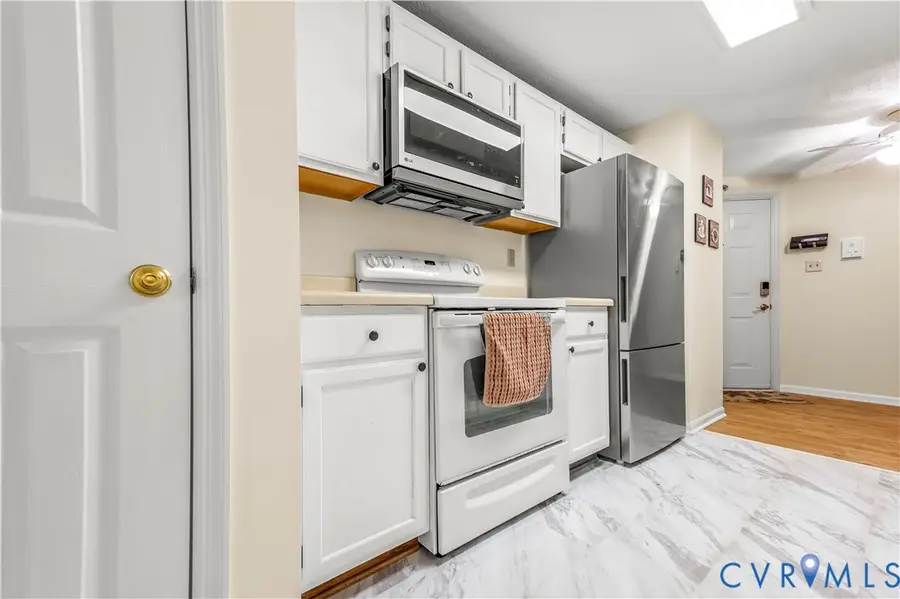 10211 Wolfe Manor Court #704, Brookland, VA 23060 - Image #3