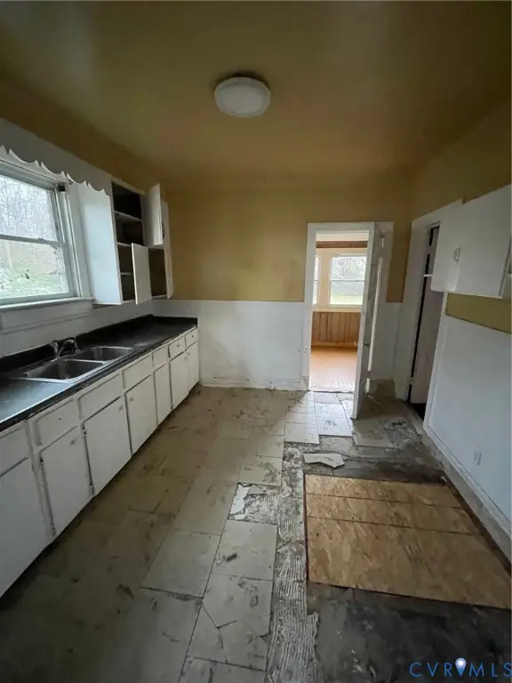 4008 River Road, Ettrick, VA 23803 - Image #2