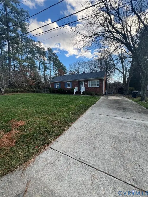 6013 Stanbrook Drive, North Chesterfield, VA 23234 - Image #2