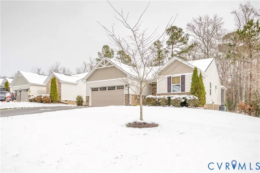 917 Vickilee Road, North Chesterfield, VA 23236 - Image #3