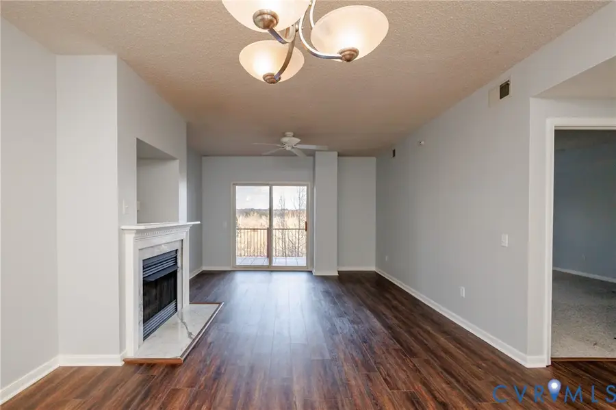 301 Beacon Ridge Drive #304, Hopewell, VA 23860 - #3