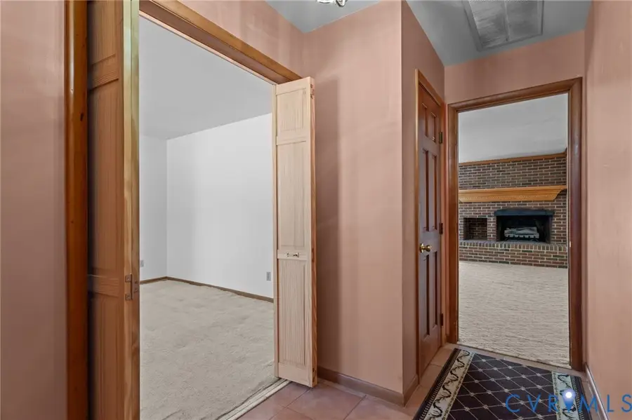 11441 Chigger Creek Road, Dinwiddie, VA 23841 - Image #3