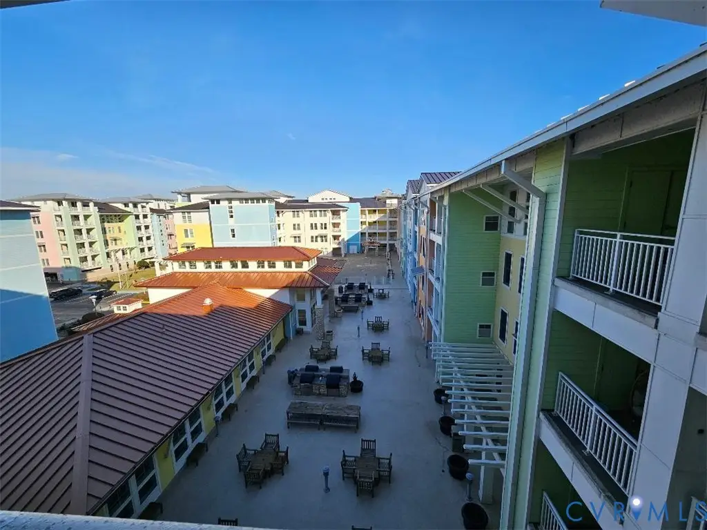 3738 Sandpiper Road #432B, Virginia Beach, VA 23456 - Image #1