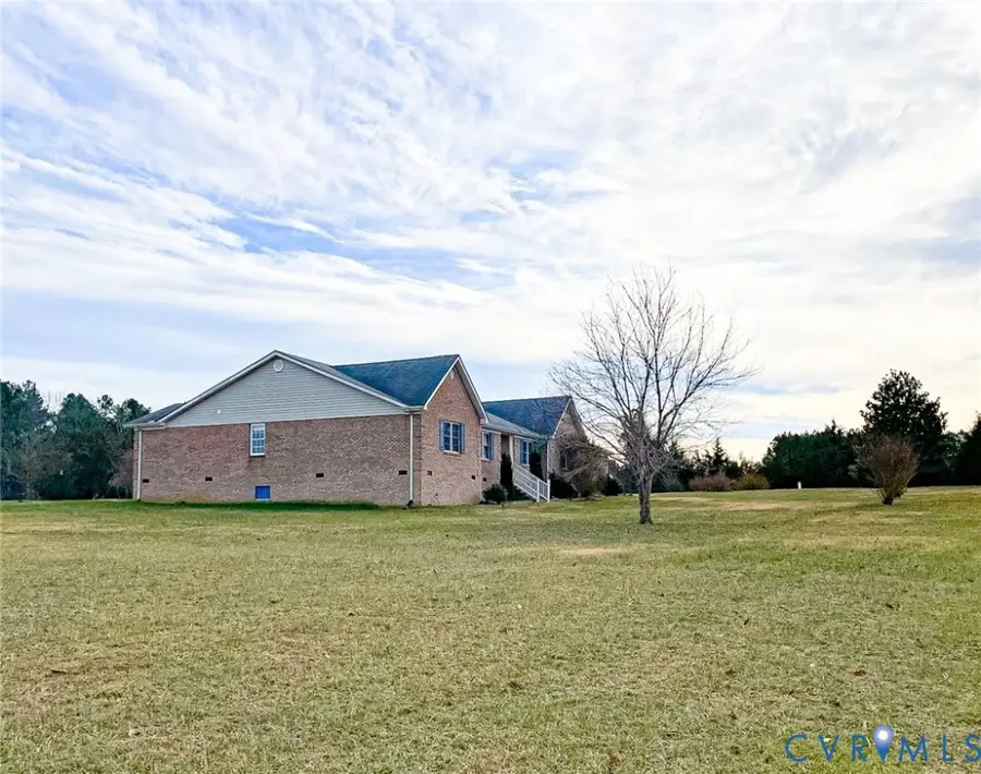 59 Taylor Farms Road, Kenbridge, VA 23944 - Image #2