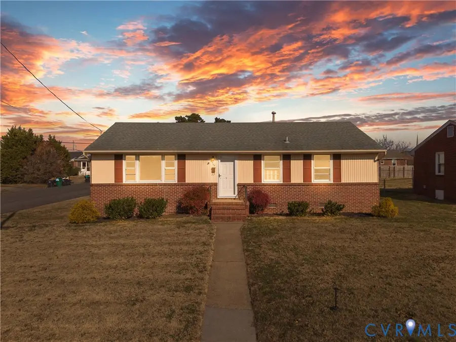 702 Charles Avenue, Colonial Heights, VA 23834 - Image #2