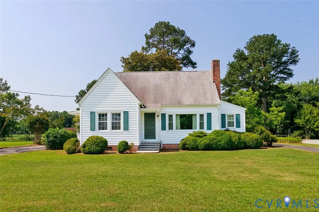 344 Colonial Trail, Surry, VA 23883 - Image #1