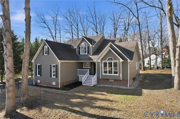 4404 Stoney Creek Parkway, Chester, VA 23831