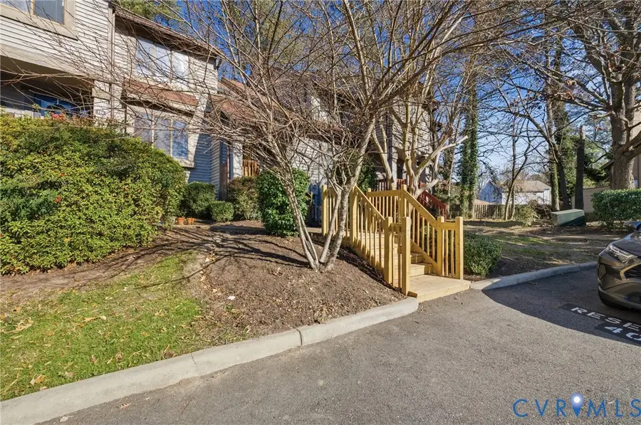 114 Inland View Drive, Newport News, VA 23603 - Image #2