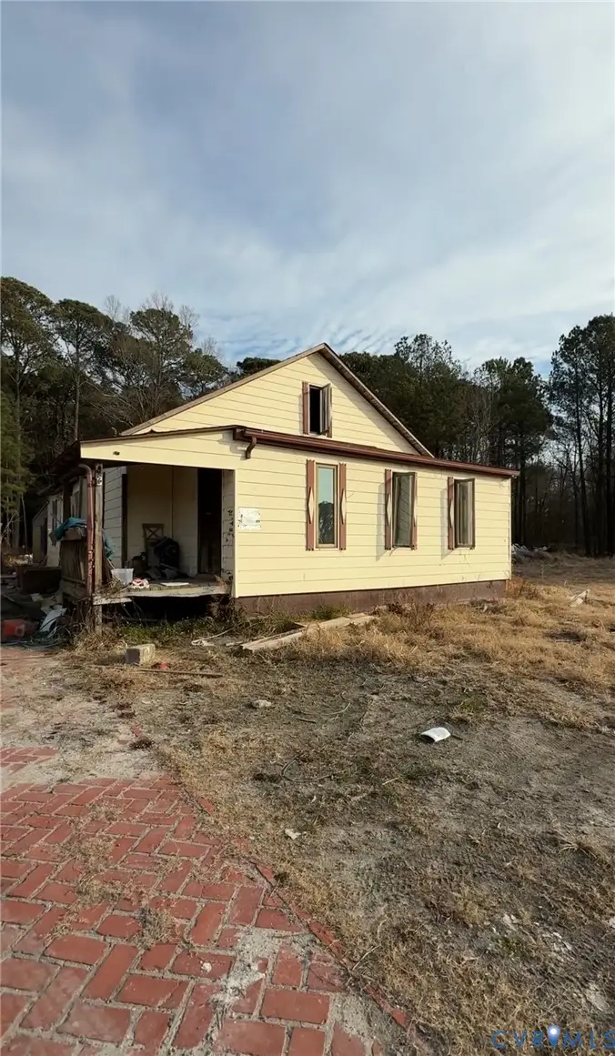 393 Whites Neck Drive, Foster, VA 23128 - #2