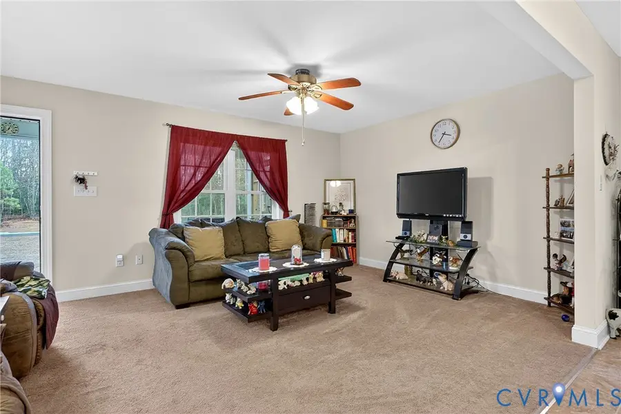 709 Powcan Road, South, VA 22560 - Image #2