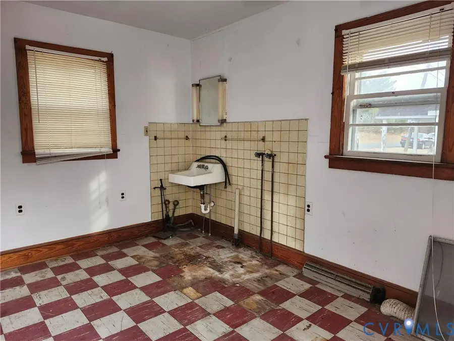 1801 Roberts Street, Farmville, VA 23901 - Image #2