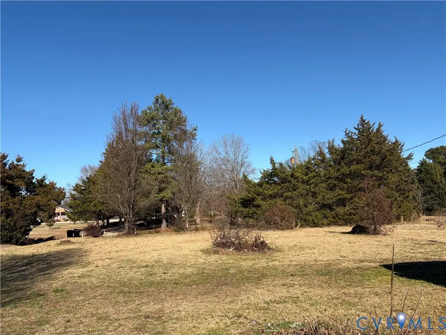 321 Sunset Boulevard, Chester, VA 23836 - Image #3