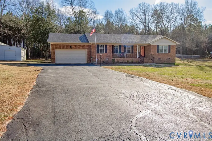 209 Robbinwood Lane, Sandston, VA 23150 - Image #3