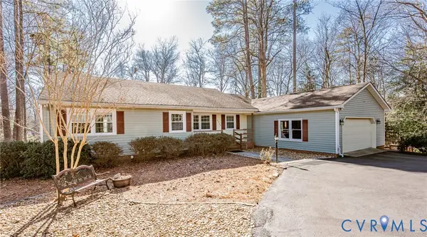 3419 S Hairpin Drive, Quinton, VA 23141