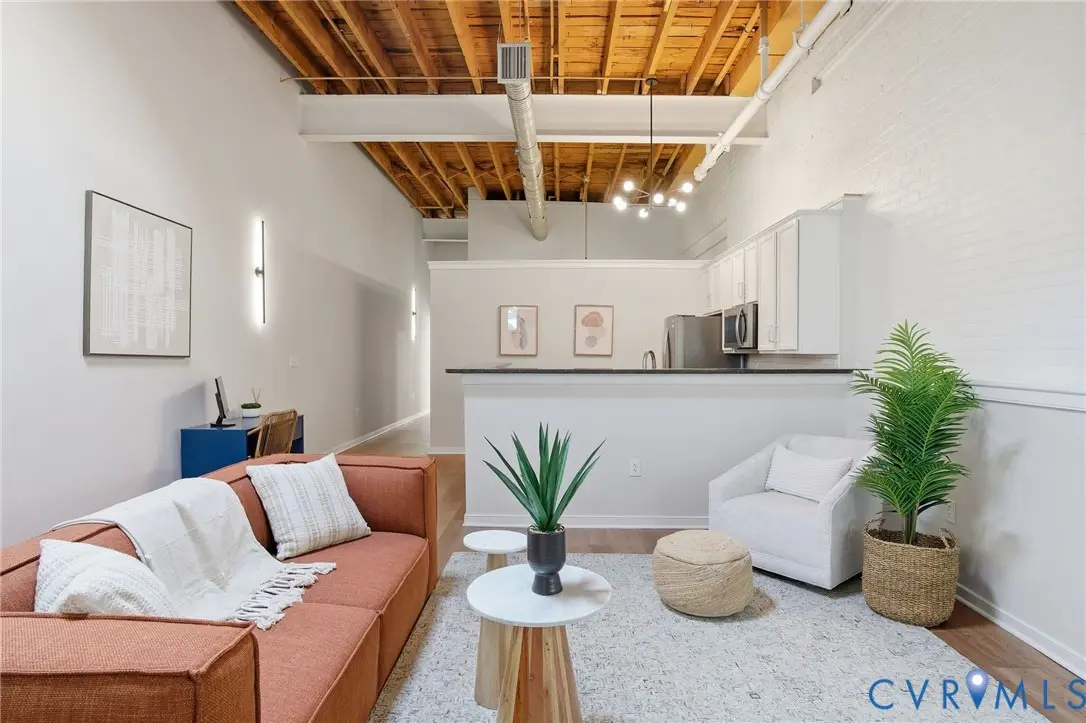 1716 Summit Avenue #14, Richmond, VA 23230 - Image #1