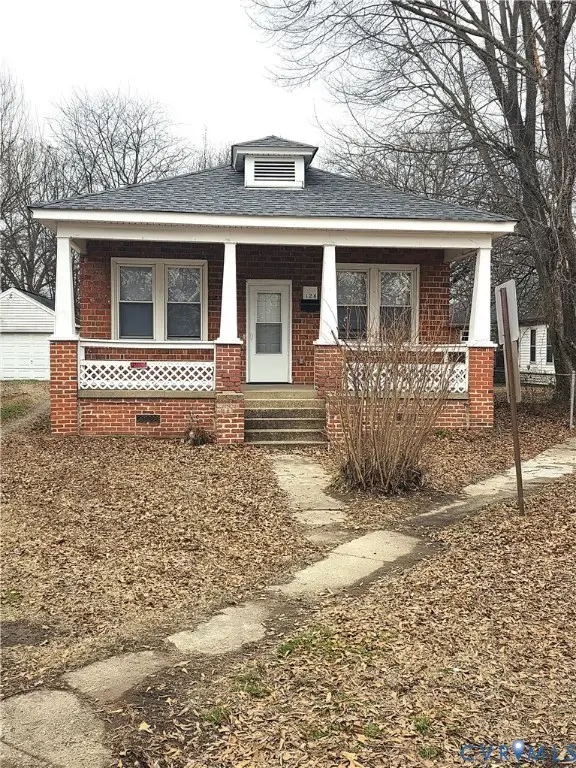 126 S 11th Avenue, Hopewell, VA 23860