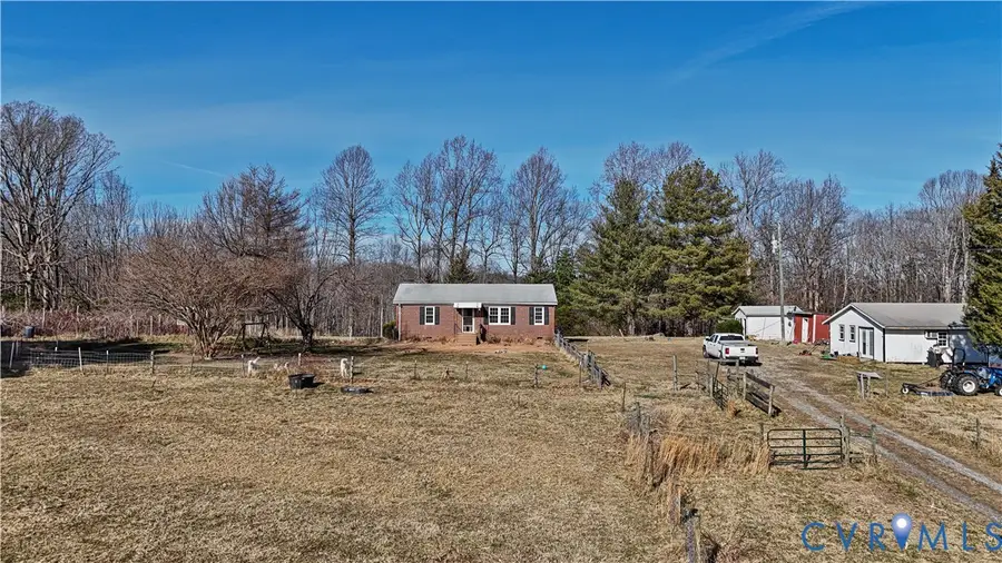 3370 Stage Coach Road, Farmville, VA 23901 - #2