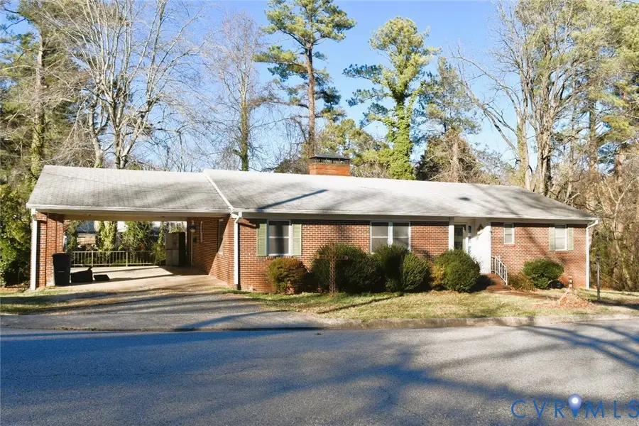 614 Walker Street, Chase City, VA 23924 - #2