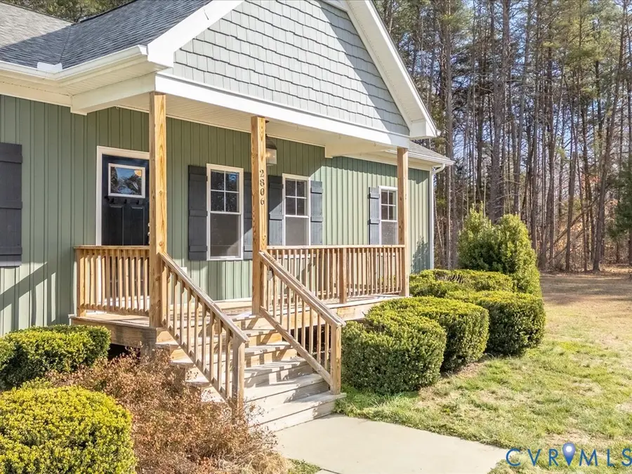 2806 Perkinsville Road, Maidens, VA 23102 - #3