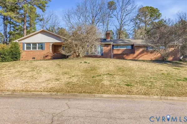 122 Hampton Drive, Colonial Heights, VA 23834
