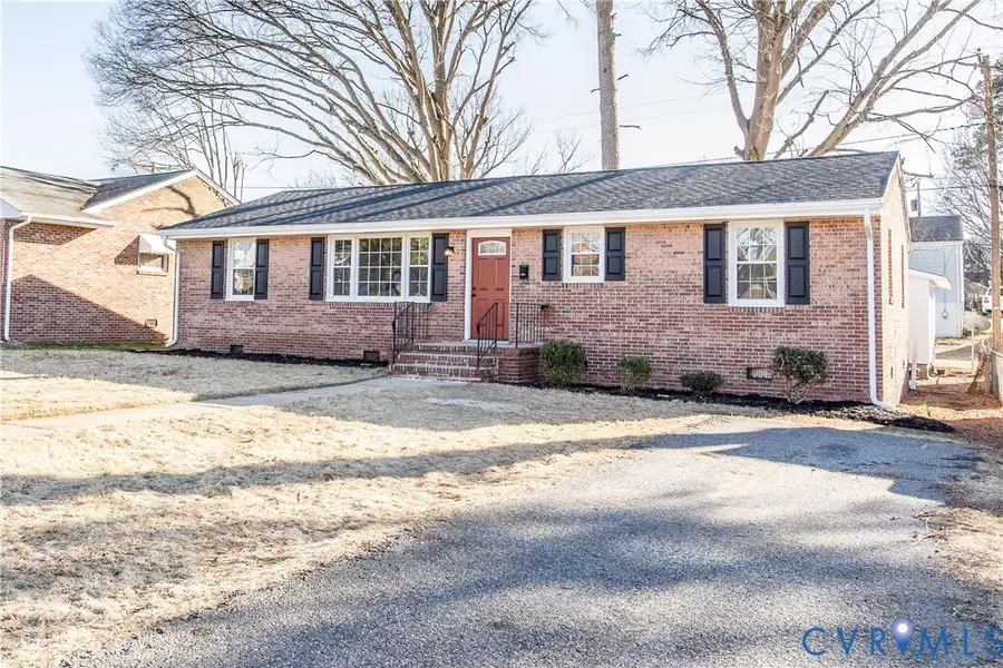 317 Yorktown Drive, Colonial Heights, VA 23834 - Image #2