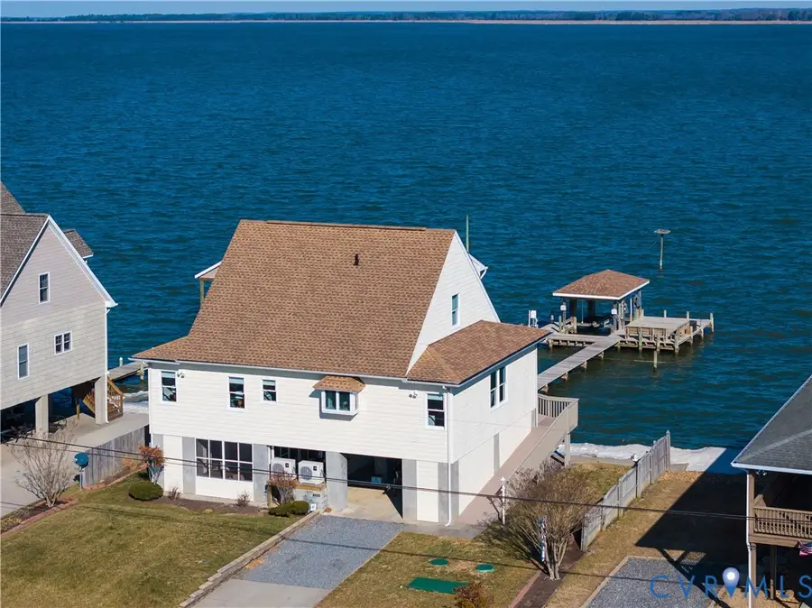 1064 Fort Lowry Lane, Dunnsville, VA 22454 - #3