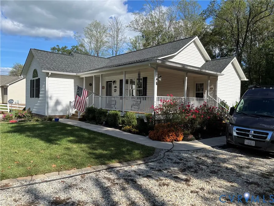 510 Oakleigh Avenue, Appomattox, VA 24522 - #2