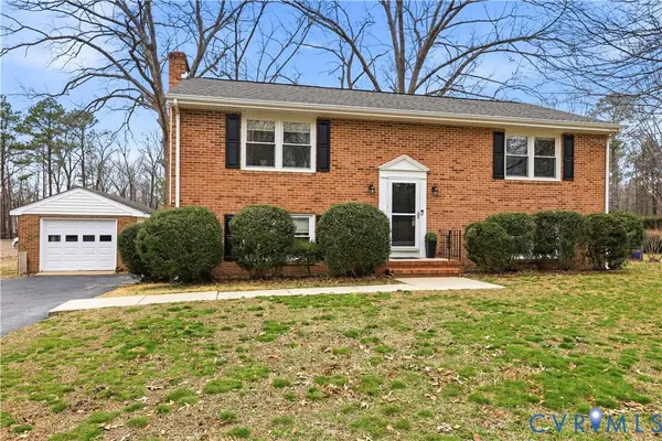 3856 Randall Drive, Chester, VA 23831