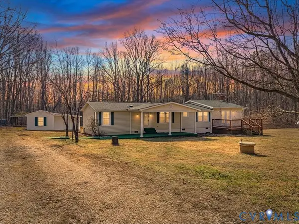 1349 Whispering Road, Buckingham, VA 23936