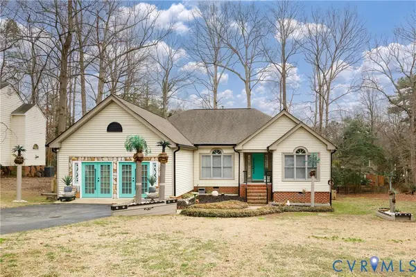 6005 Hidden Arbor Place, Chester, VA 23831