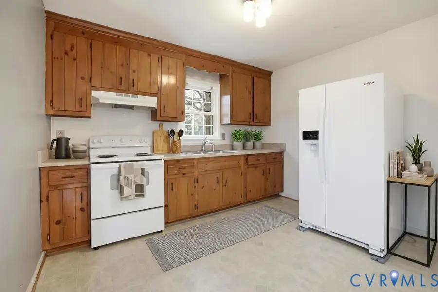 6341 Sledds Lake Road, Mechanicsville, VA 23111 - #3