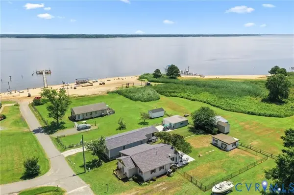 494 Marine Drive, Dunnsville, VA 22454