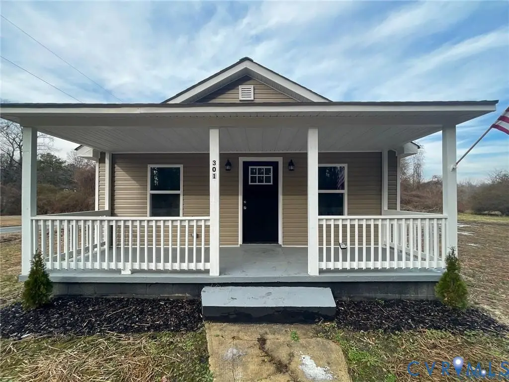 301 N Sullivan Street, Blackstone, VA 23824 - #1