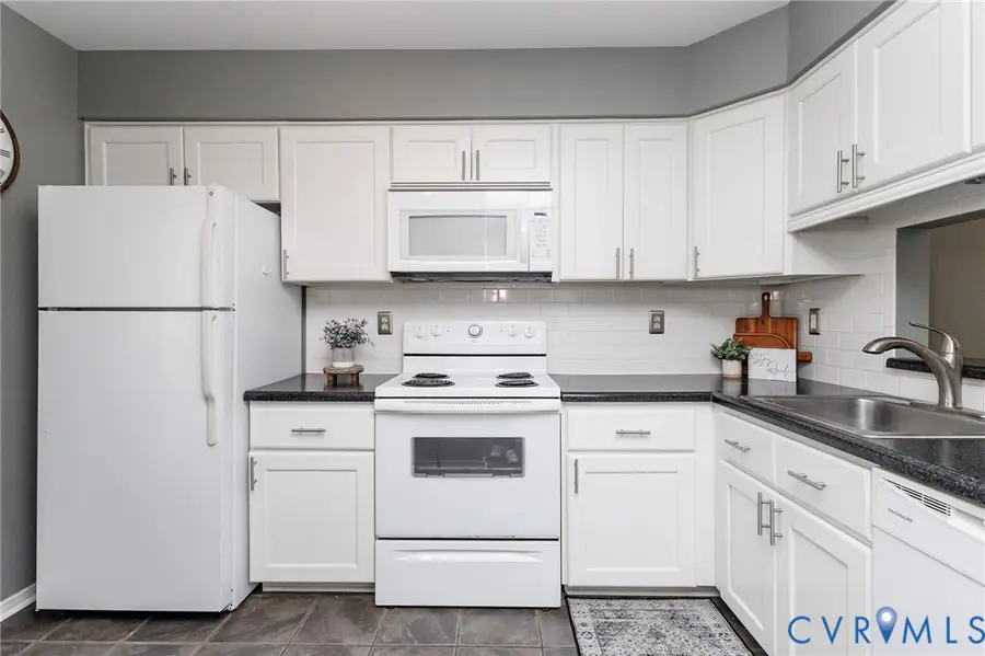 14723 Beacon Hill Court, Midlothian, VA 23112 - #2