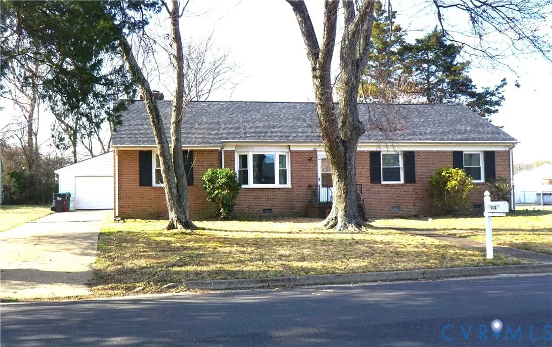904 Forestview Drive, Colonial Heights, VA 23834 - #1