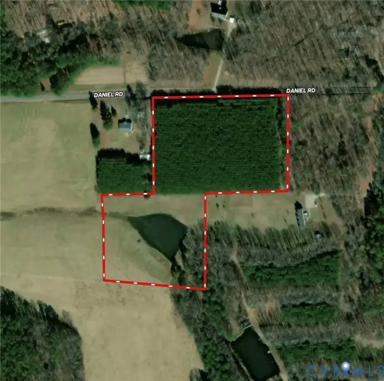 300 Daniel Road, Blackstone, VA 23824 - #1