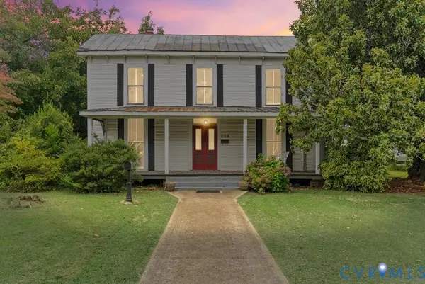 304 W Sycamore Street, Chase City, VA 23924