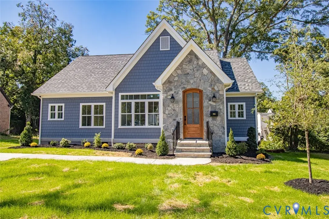 204 Crescent Avenue, Hopewell, VA 23860 - #1